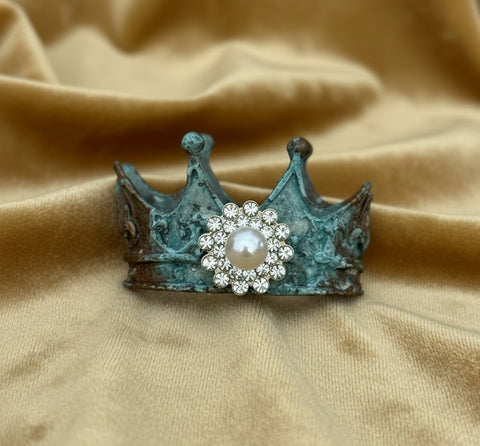 Patina Crown Magnet