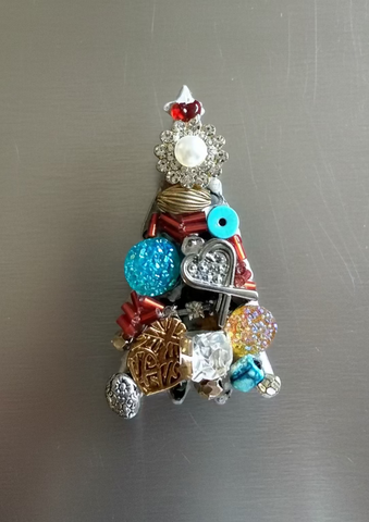 Mini Jewelry Tree Magnet