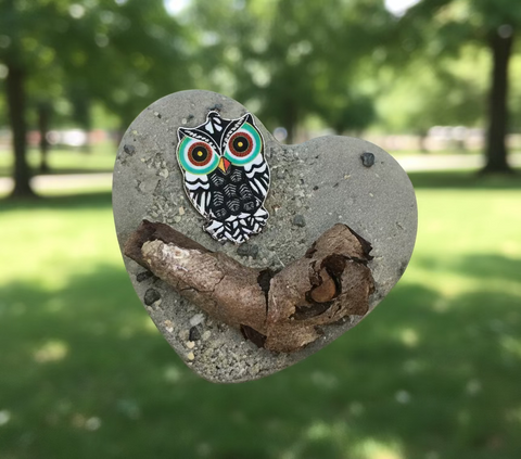 Owl Branch Pocket Heart