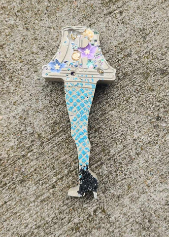 Cement Leg Lamp Magnet