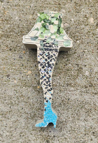 Cement Leg Lamp Magnet