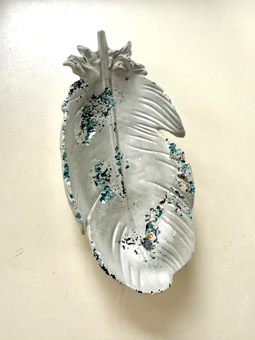 Cement Feather Dish