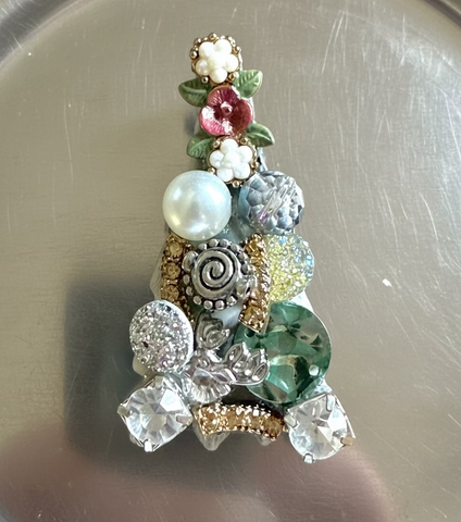 Mini Jewelry Tree Magnet