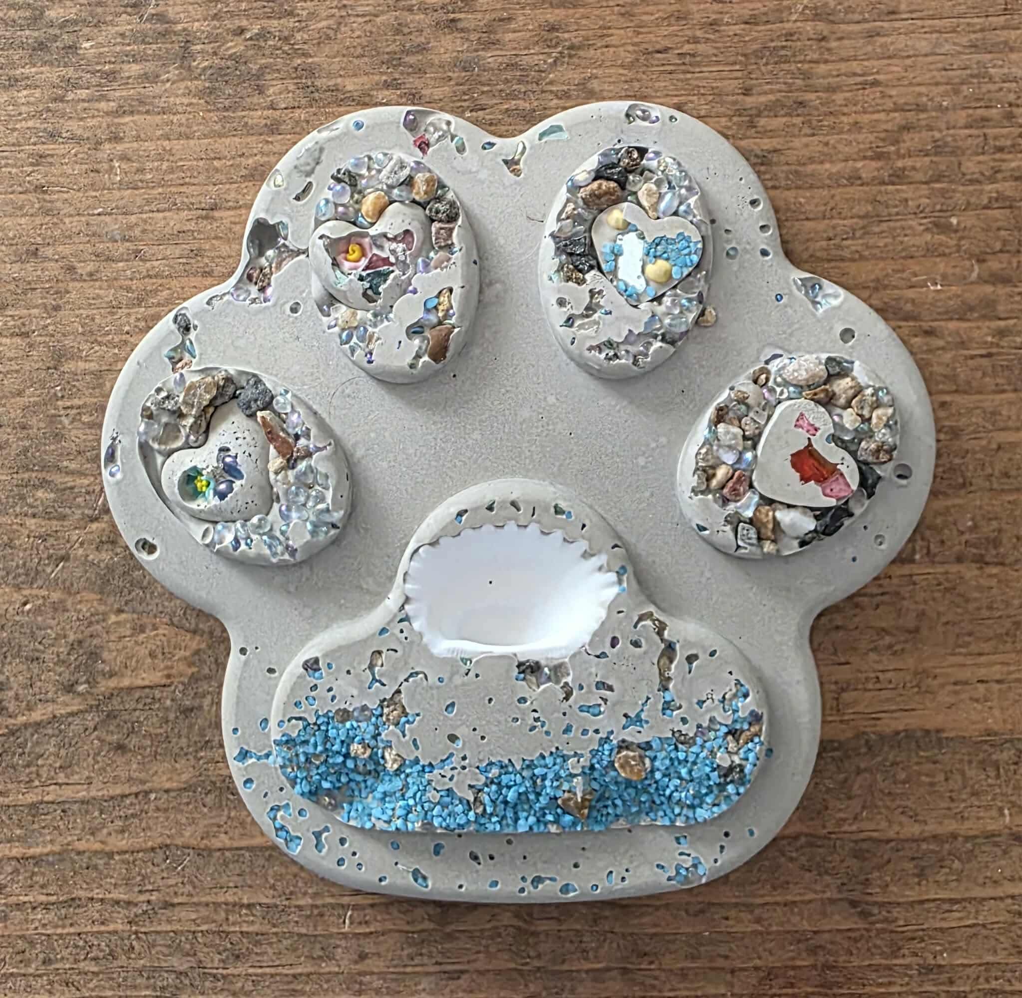 Paw Print Stone 5”