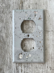 Cement Outlet Cover - Single