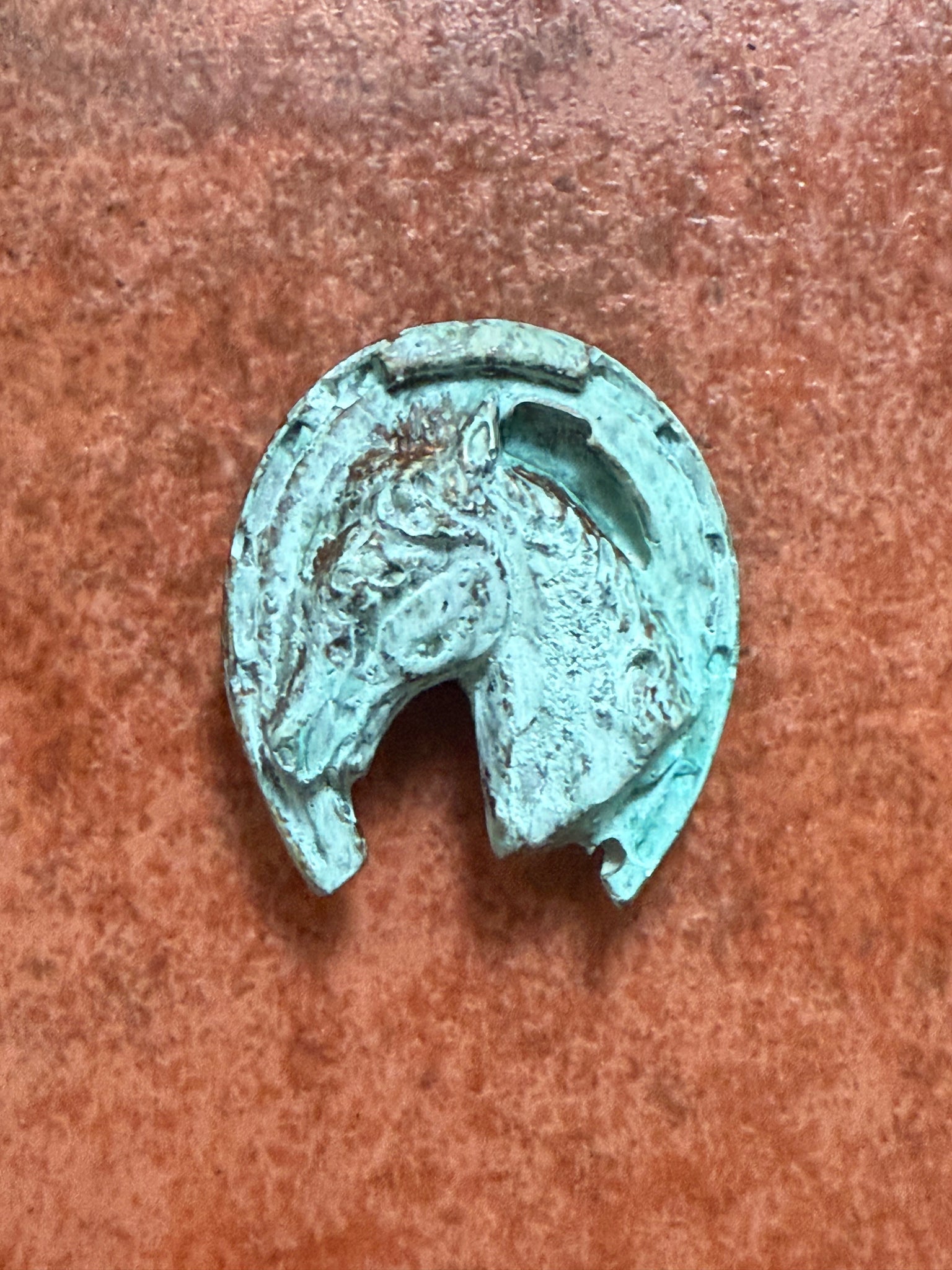 Cement Horse Shoe/Head Magnet