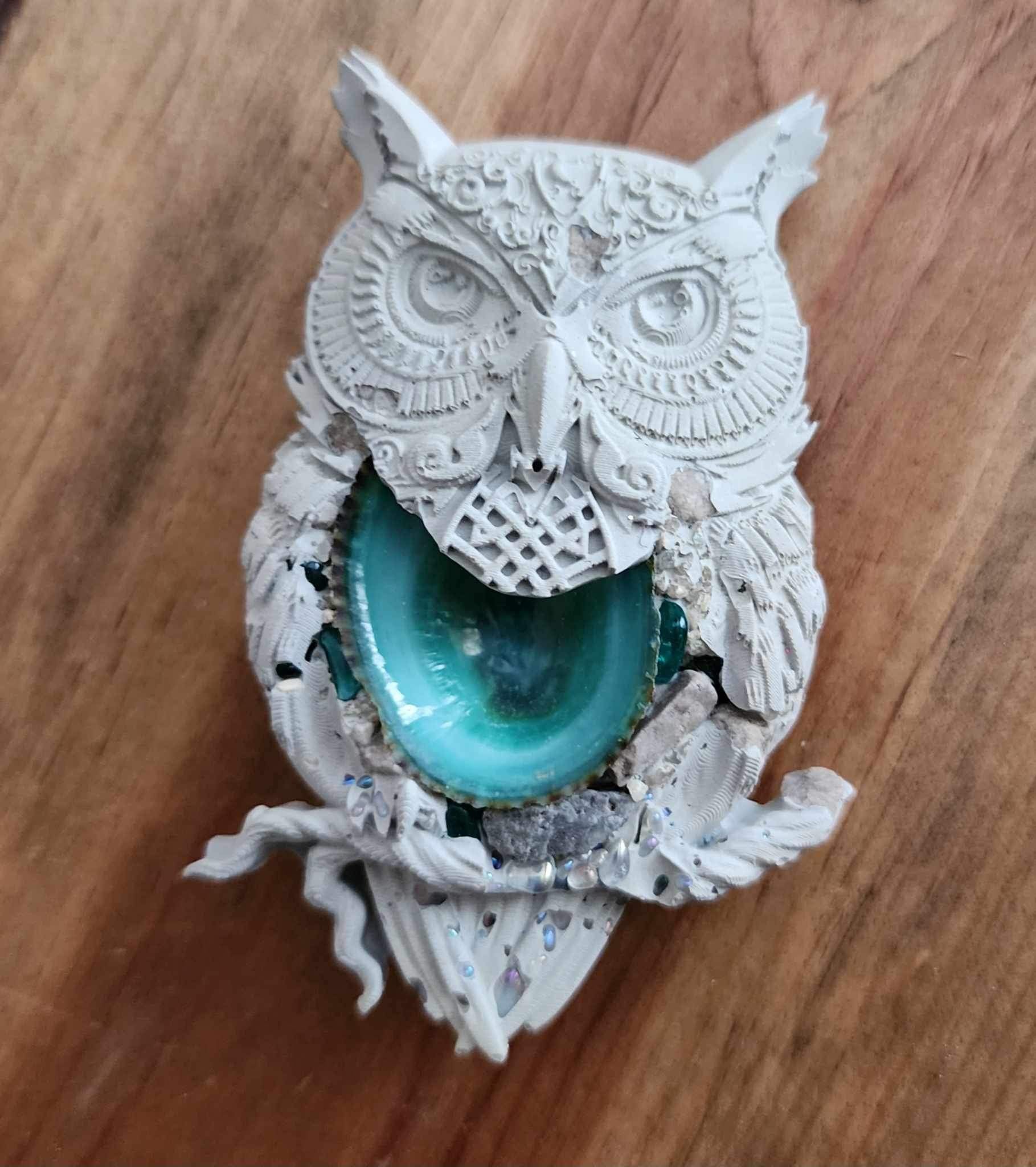 Concrete Ornate Owl Magnet