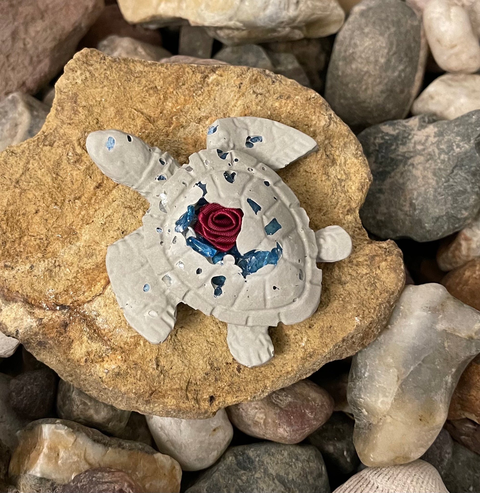 Concrete Sea Turtle 3” Dark Red Rose