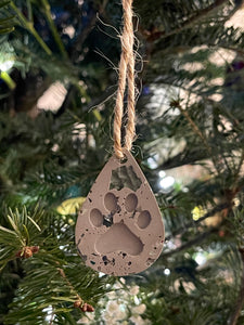 Concrete Paw Ornament